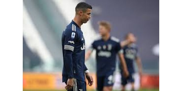 CRISTIANO RONALDO stracił prawdziwe znaczenie piłki nożnej podczas poszukiwania danych